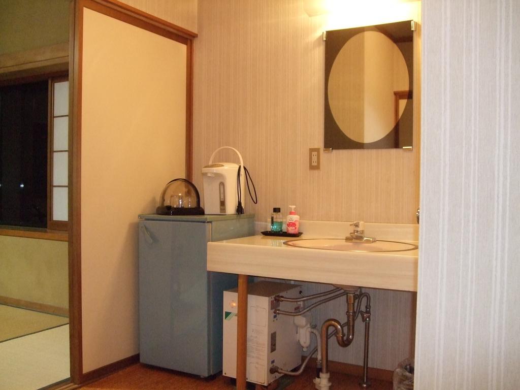 Marunaka Ryokan Matsumoto Kamer foto