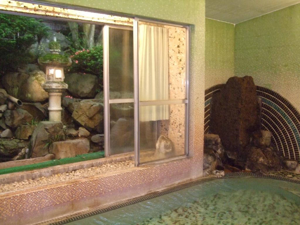 Marunaka Ryokan Matsumoto Buitenkant foto