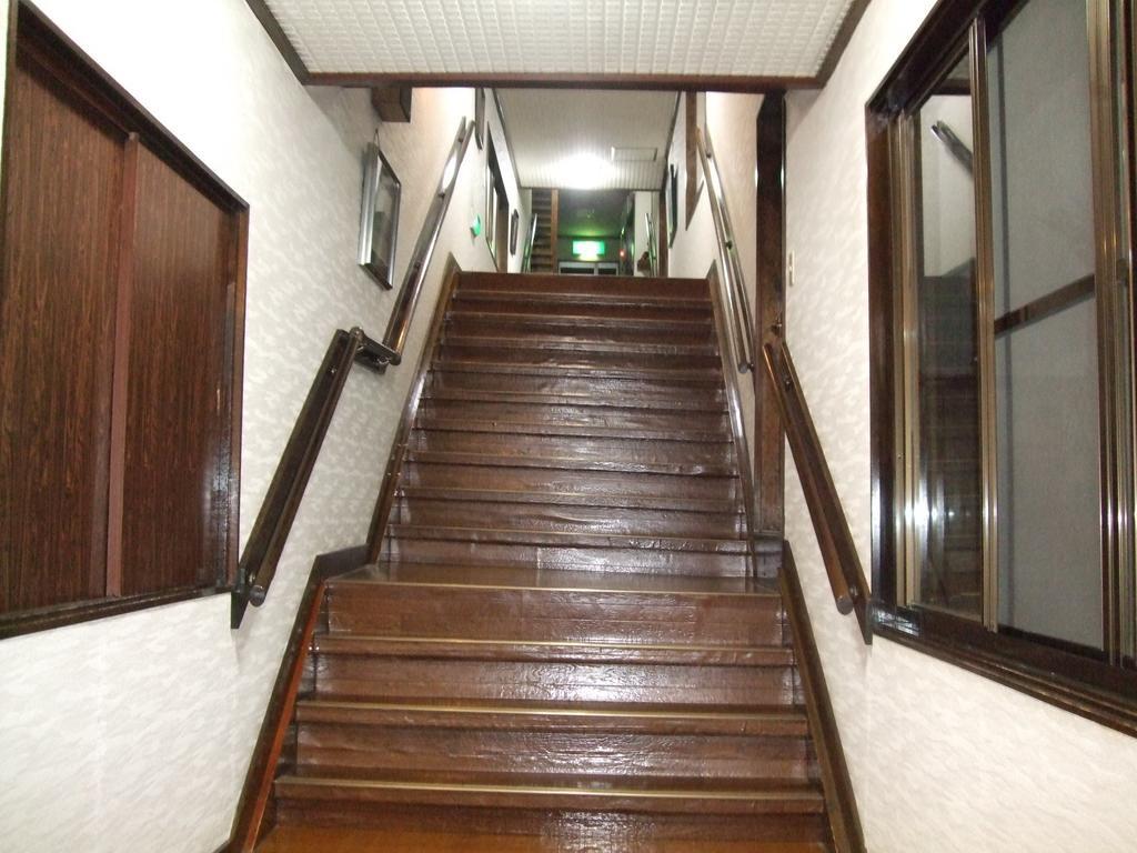 Marunaka Ryokan Matsumoto Buitenkant foto